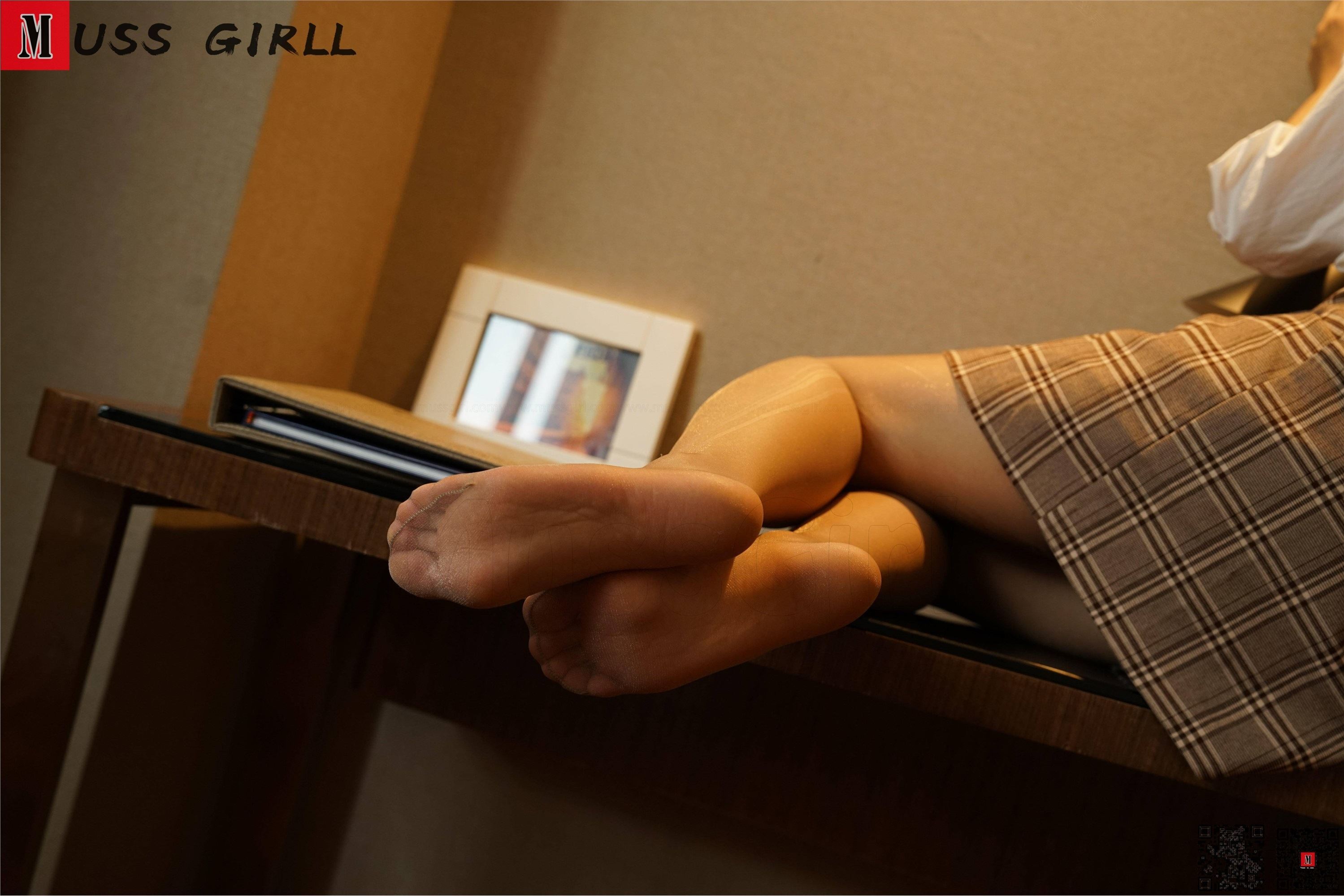 MussGirl慕丝女郎  NO.511 小何